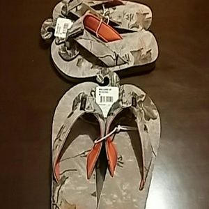 Child's Realtree Flip Flops