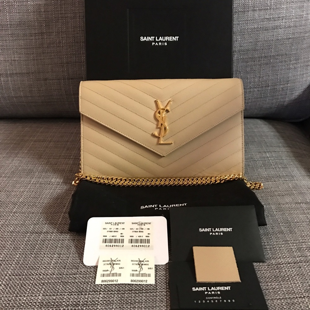 ⛔️SOLD⛔️Authentic YSL Clutch large