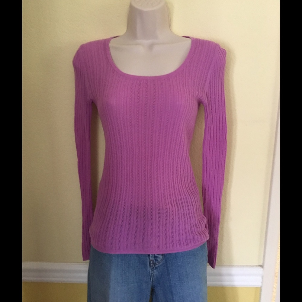 DONATING 12/16/19! Beautiful purple ribbed sweater