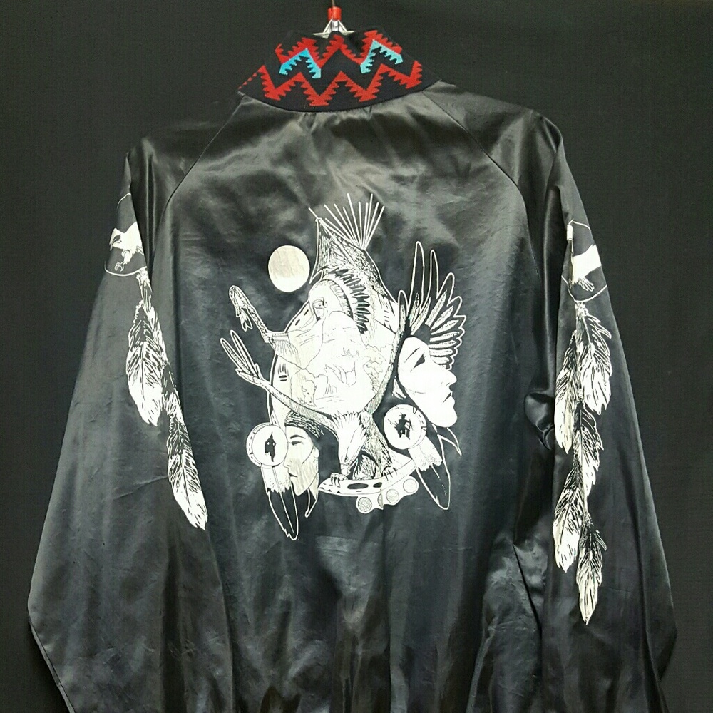 Mens Black  Native American  Windbreaker sz Med