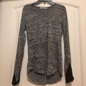 Long sleeve top