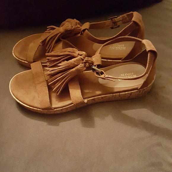 Mossimo tassel sandals - Picture 2 of 4