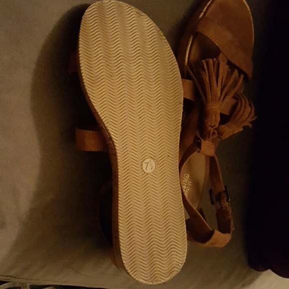 Mossimo tassel sandals - Picture 3 of 4