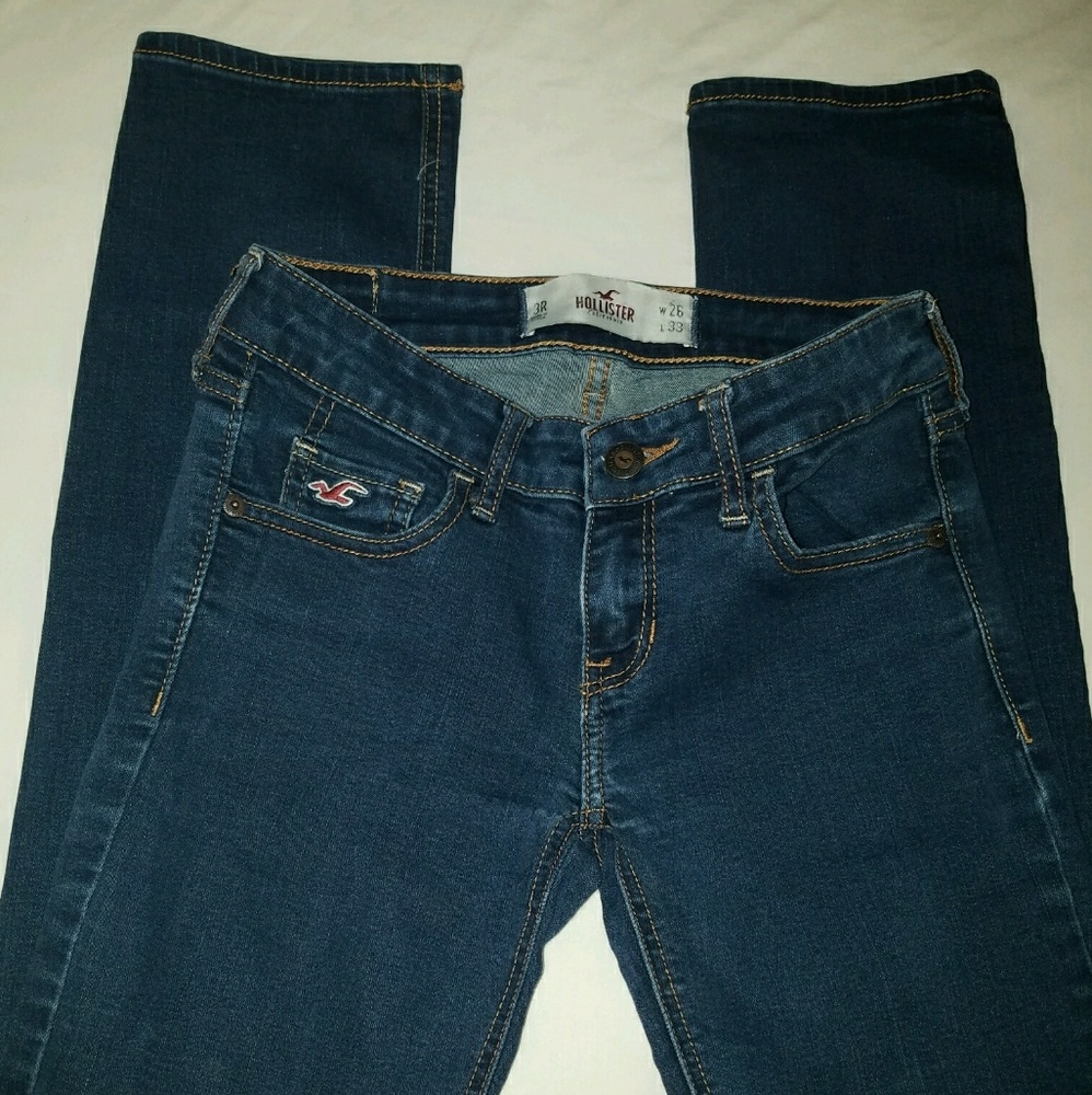 Hollister skinny jeans size size 26/33 length