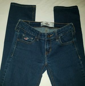 Hollister skinny jeans size size 26/33 length