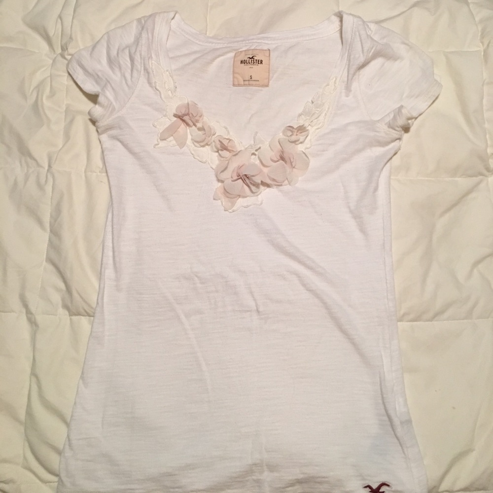 Hollister crew top!