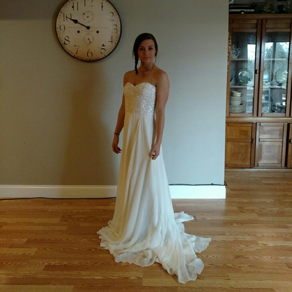 Never Warn White Wedding Dress