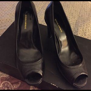 Banana Republic Open toe shoe