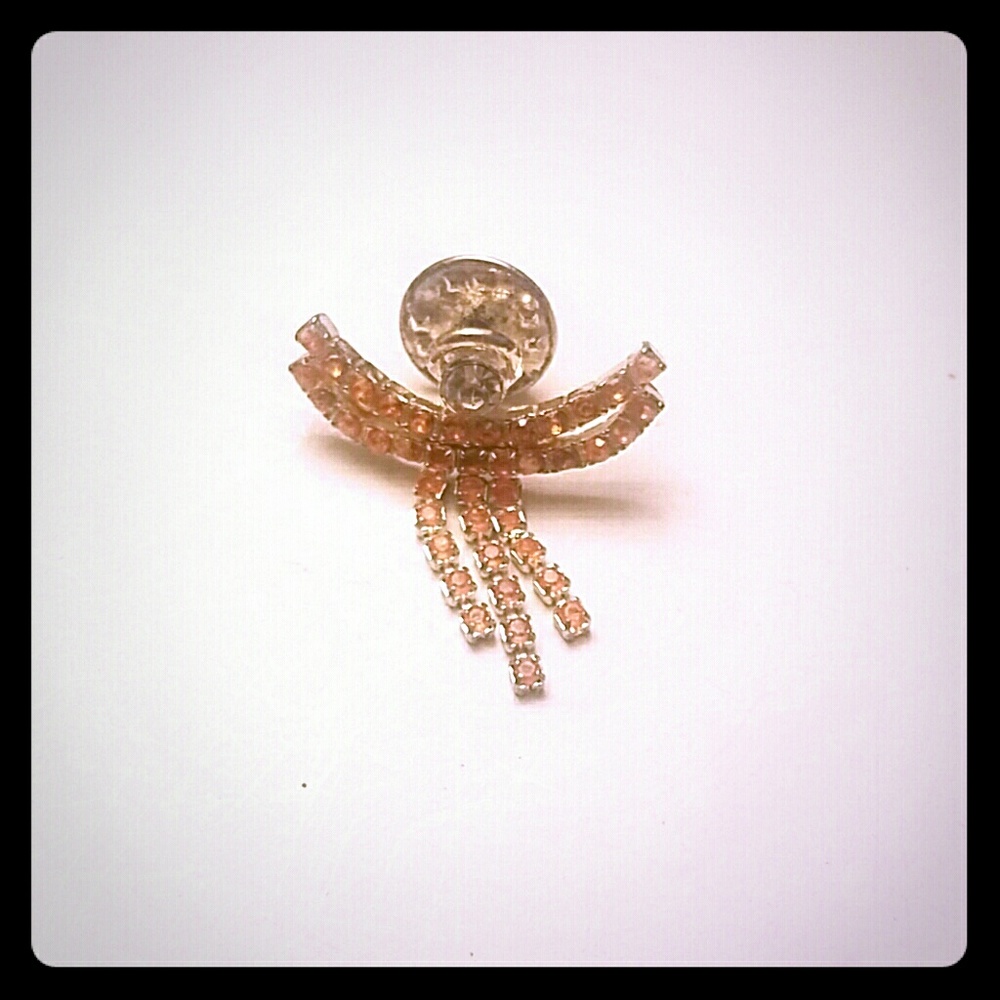 Angel Pin with pink rhinestones