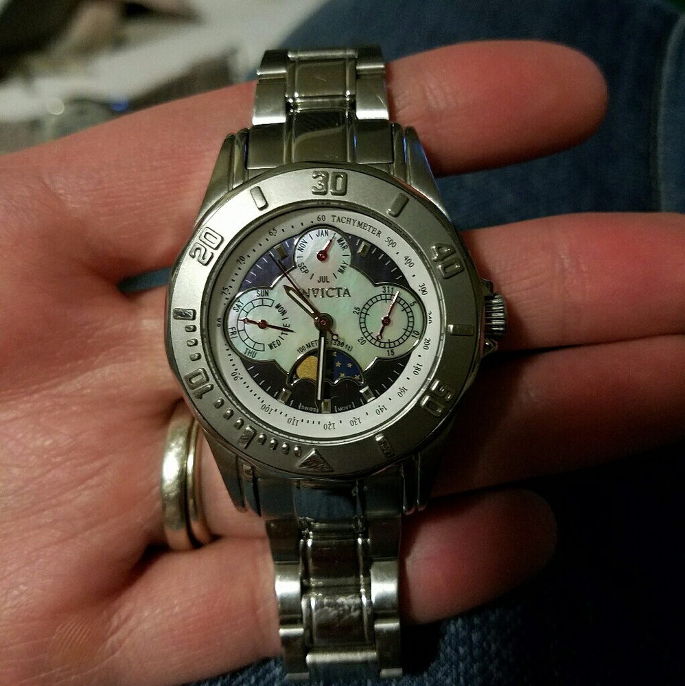 LAST DAY!!! Invicta watch