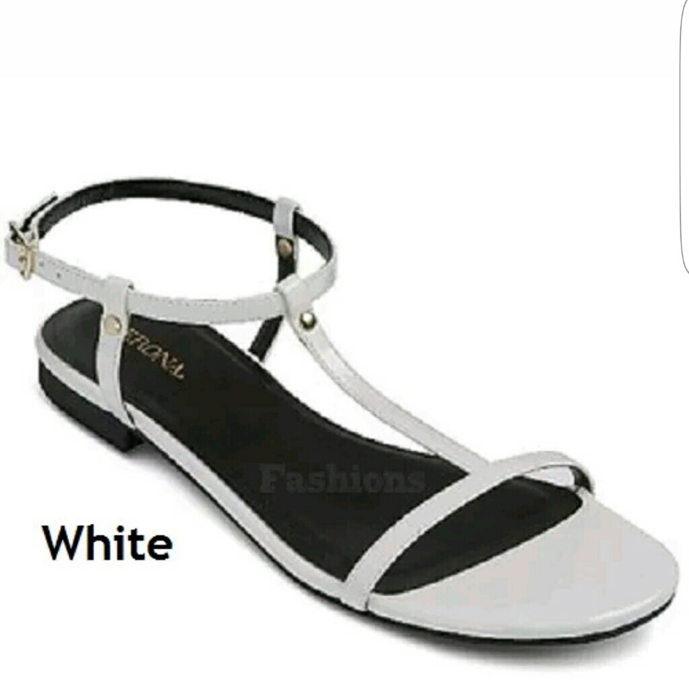 NWT White sandals