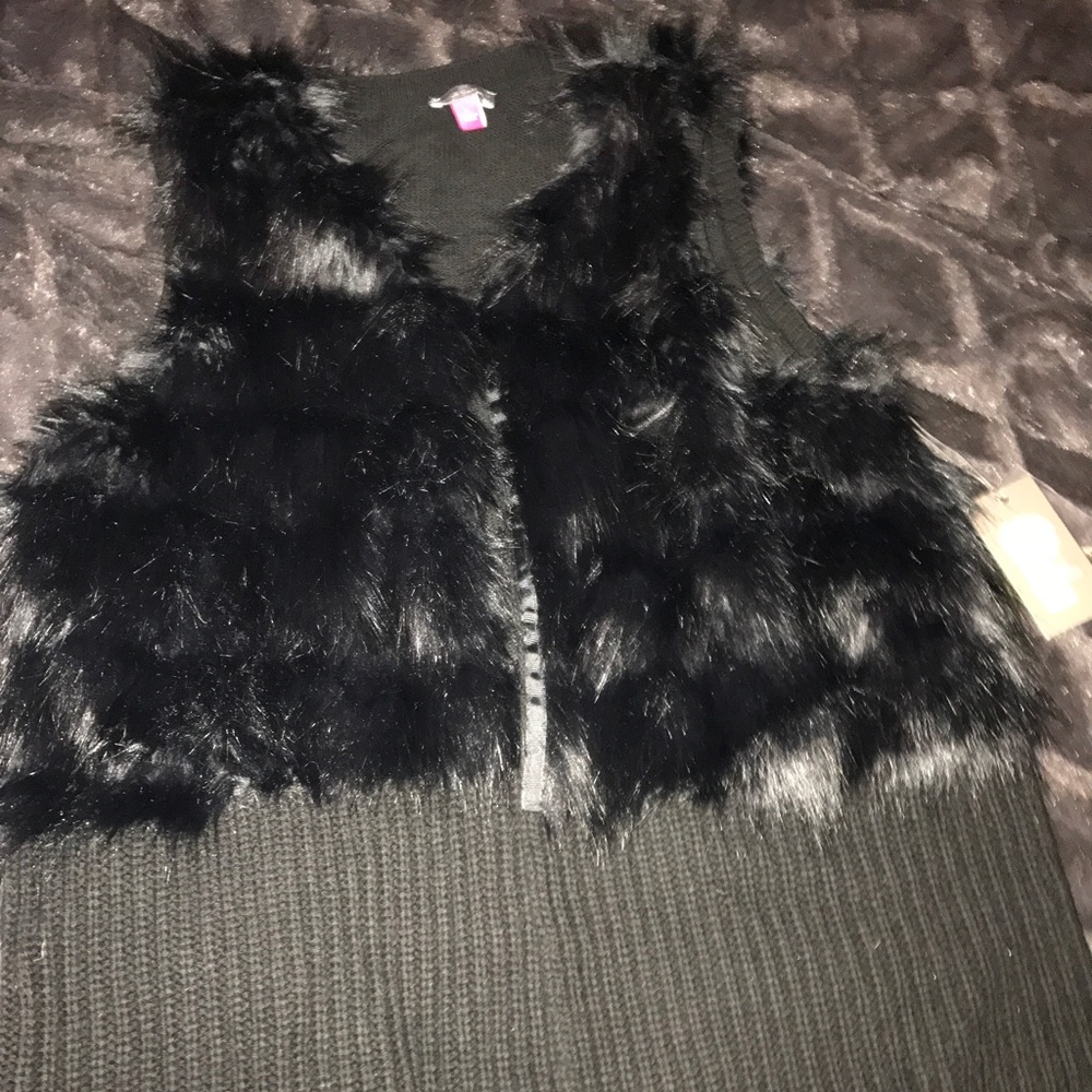 NWT Vince Camuto fur vest