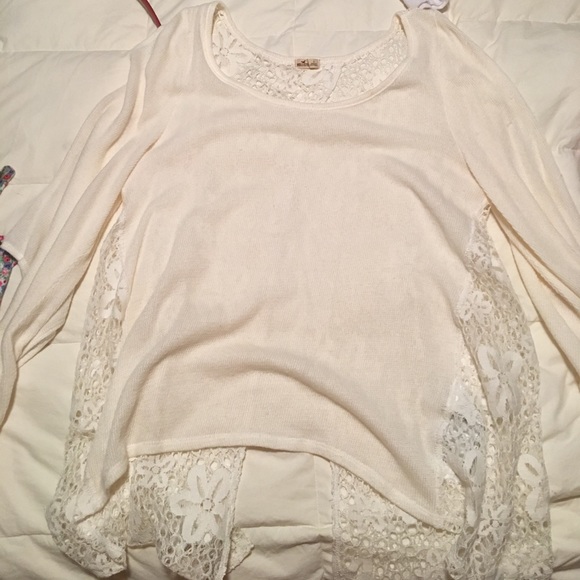Hollister blouse! - Picture 1 of 2