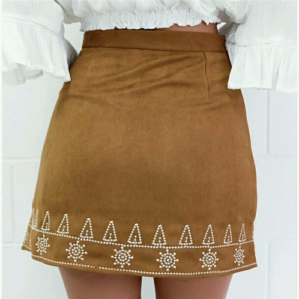 Vegan Suede Pattern Skirt - Picture 4 of 6
