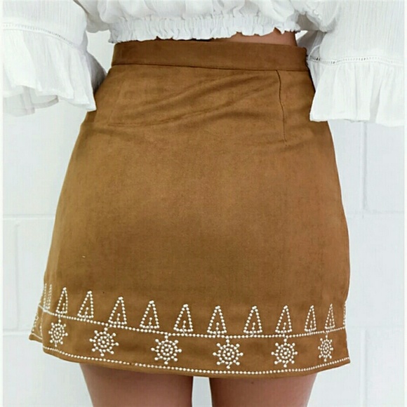 Vegan Suede Pattern Skirt - Picture 4 of 6