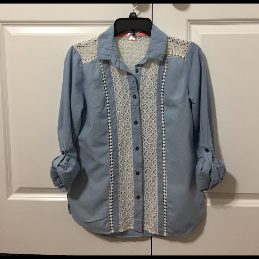 Chambray and lace button up!