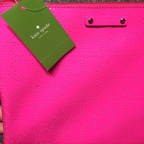 NWT Kate Spade♠️Pinksaphre Metro Spade Lg Pouch♠️ - Picture 2 of 5