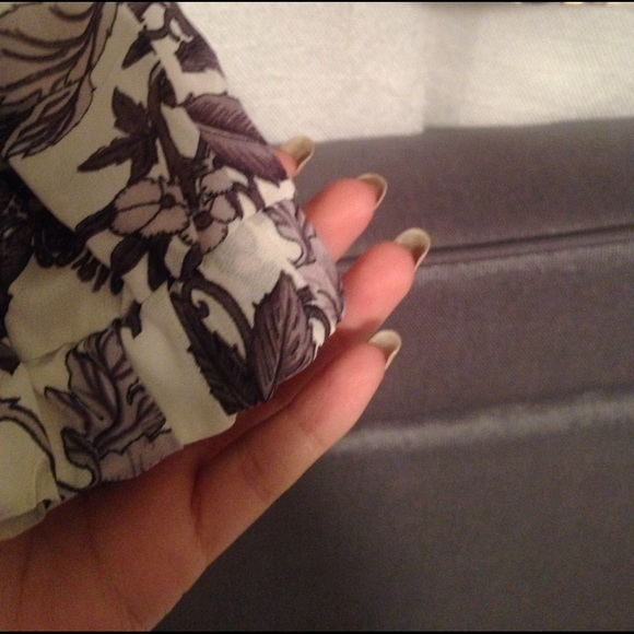 Floral jacket - Picture 3 of 3