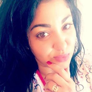 Meet your Posher, Yanileisi