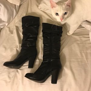 Steve Madden knee high boots -size 61/2