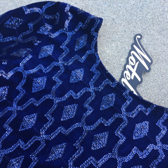 Velvet Bodycon With Sequins - Picture 3 of 5