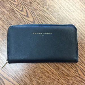 Adrienne Vittadini Black zip around wallet