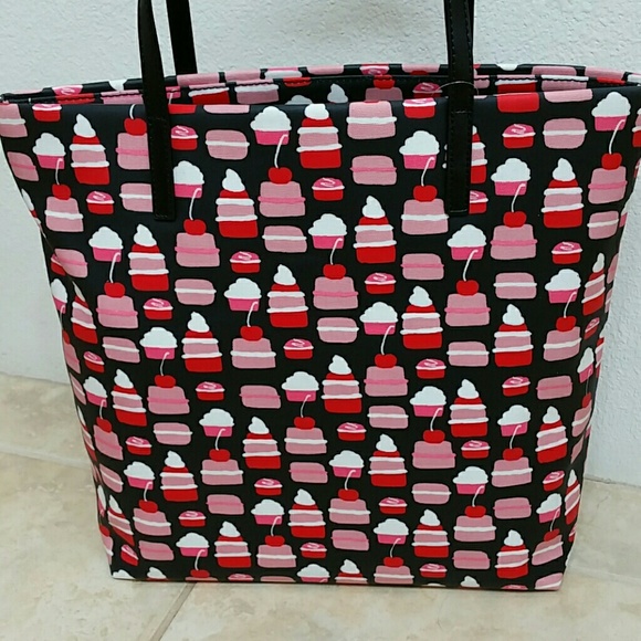 🎉HP🎉♠ kate spade mini pastry bon shopper - Picture 6 of 8