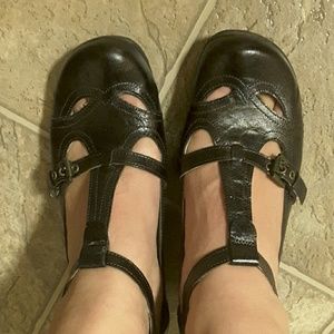 Beautiful classic low heels