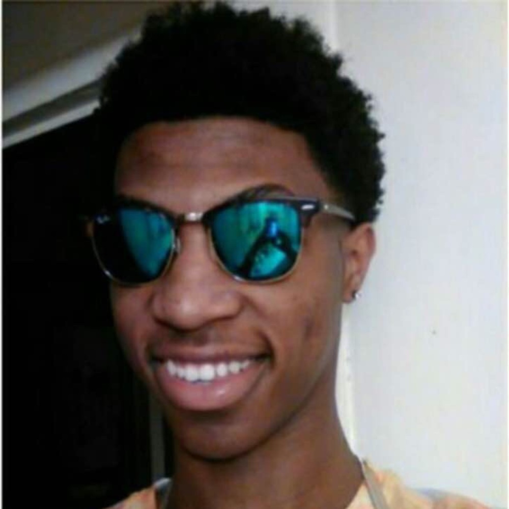 Meet your Posher, Donavan
