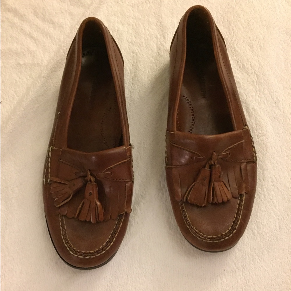 Johnston & Murphy Classic Tassel Shoe