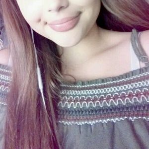 Meet your Posher, Jasmin