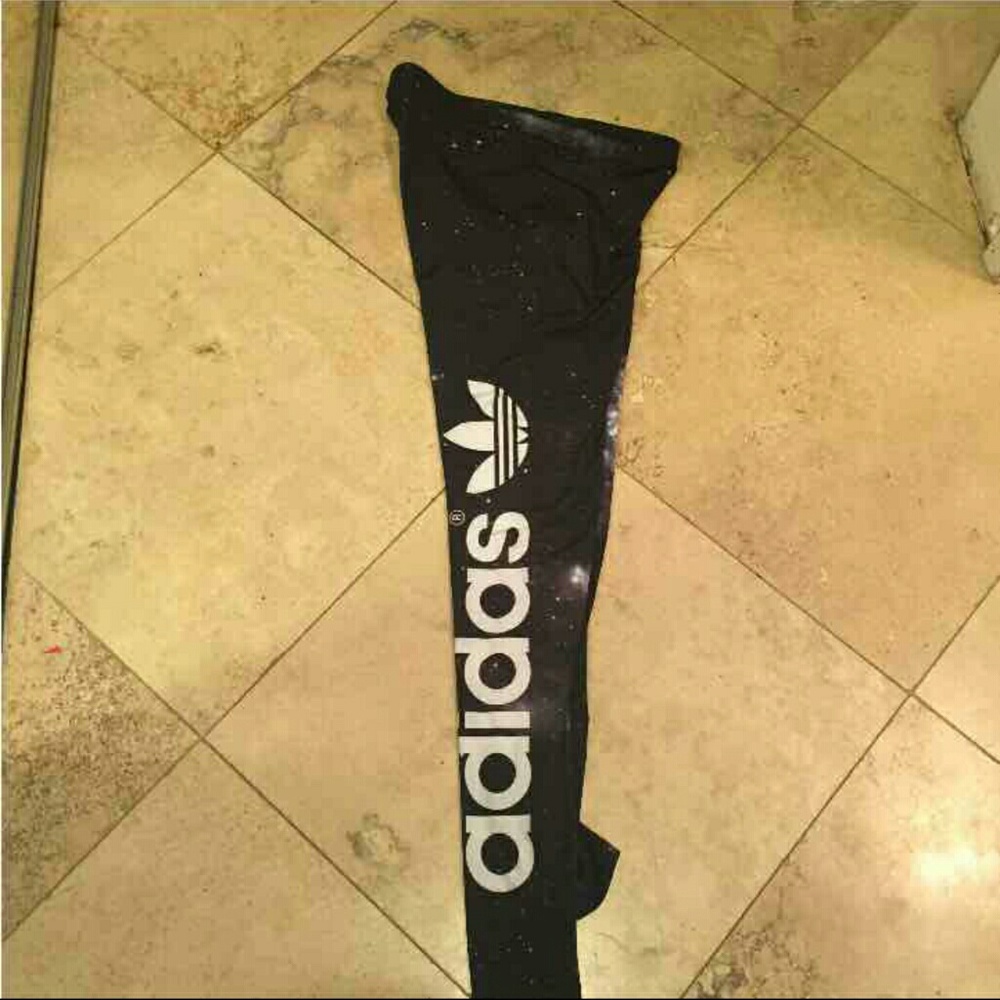 SOLD Adidas galaxy leggings