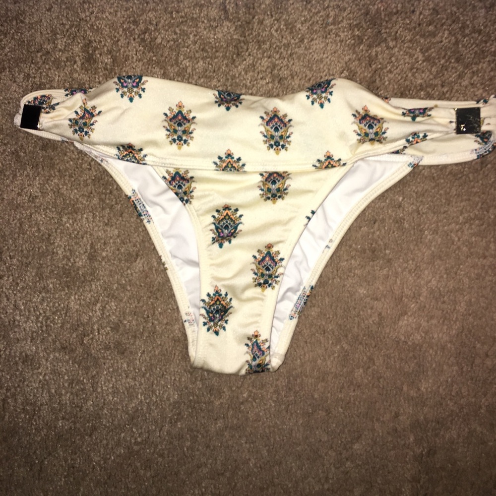 Victoria's Secret bikini bottoms!