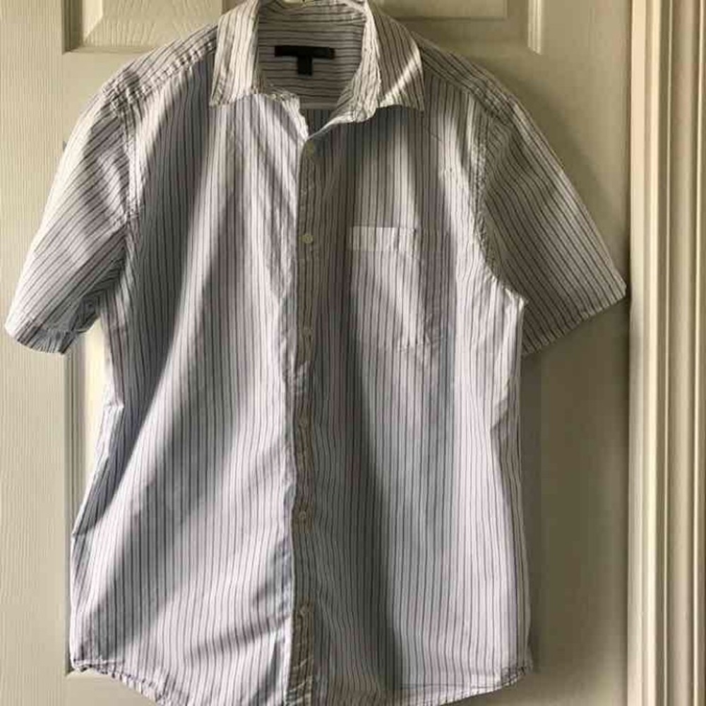 Men's Old Navy dress tee L