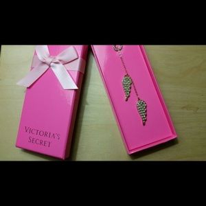 VS Rhinestone Angel Wings Necklace