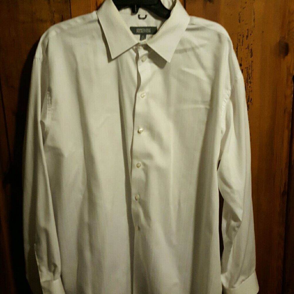 White dress shirt