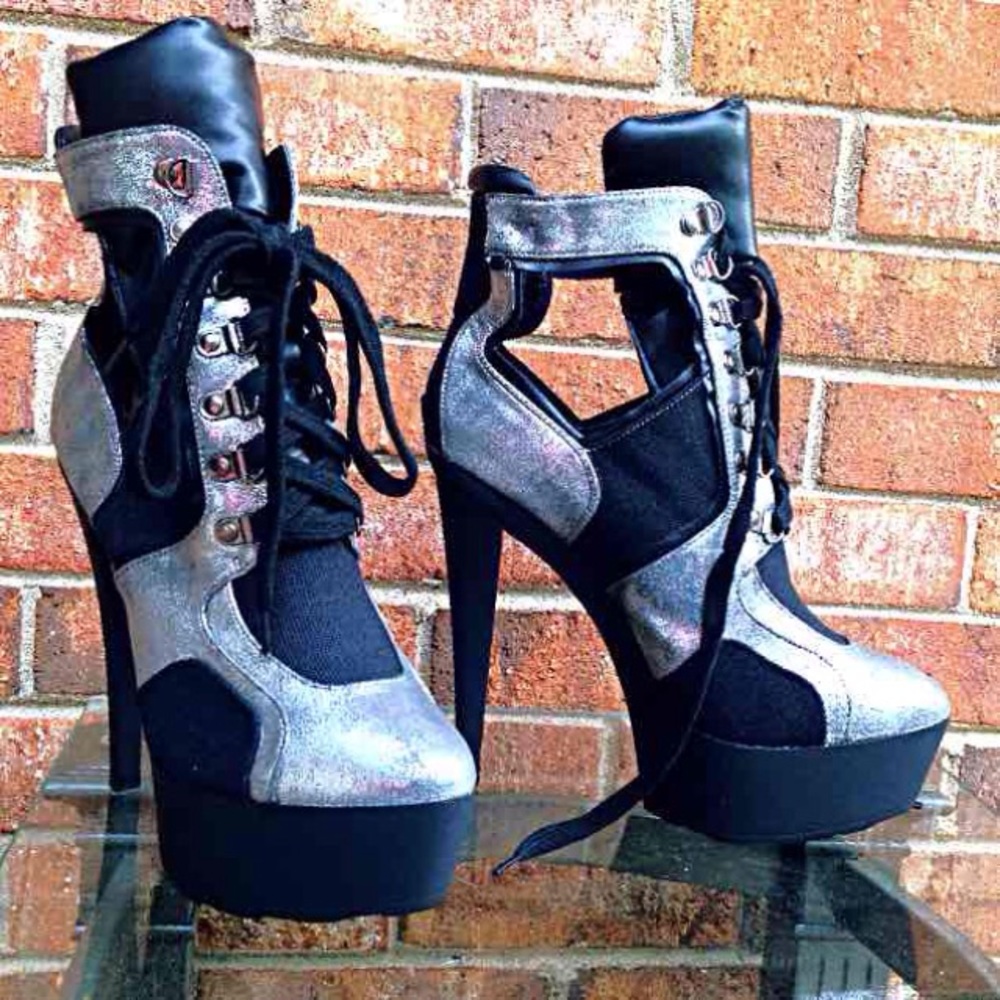 CANVAS LACEDUP PLATFORM STILETTO BOOTIE