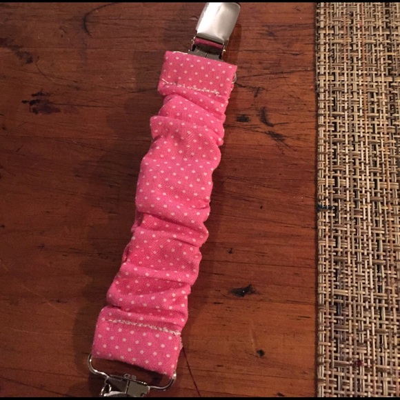 Dress cinch clip - Picture 1 of 2