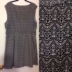 Forever 21 Lace Print Dress