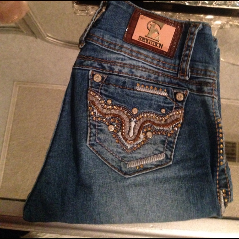 Cute Jeans with rhinestones details