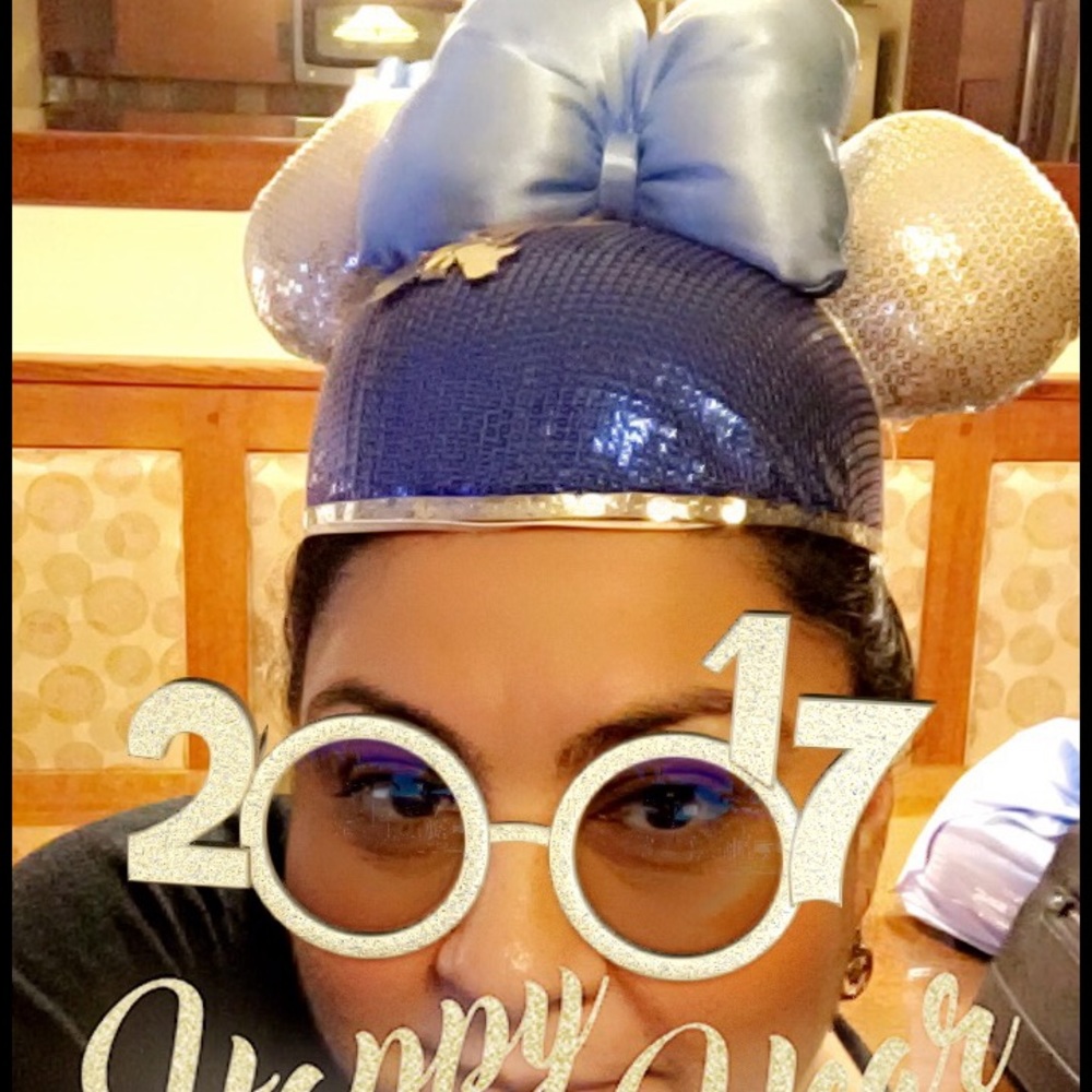 Meet your Posher, Elizabeth