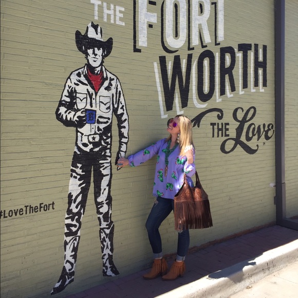 Meet your Posher, Katy - Picture 3 of 4