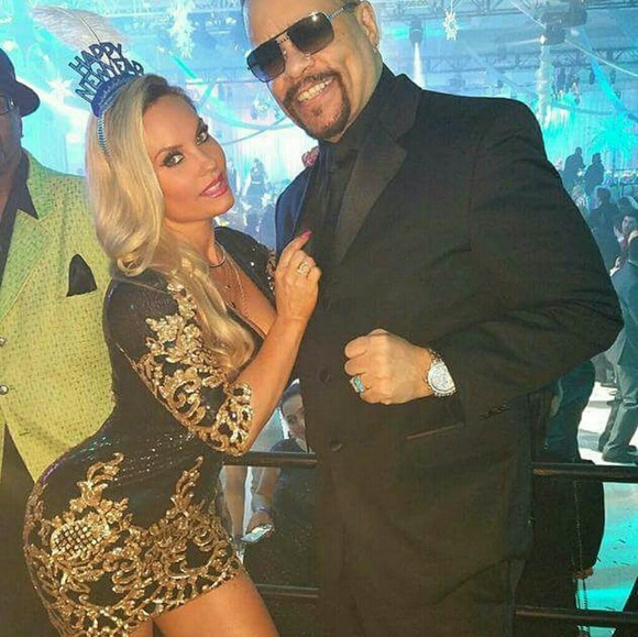 Dresses - Picture 4 of 4