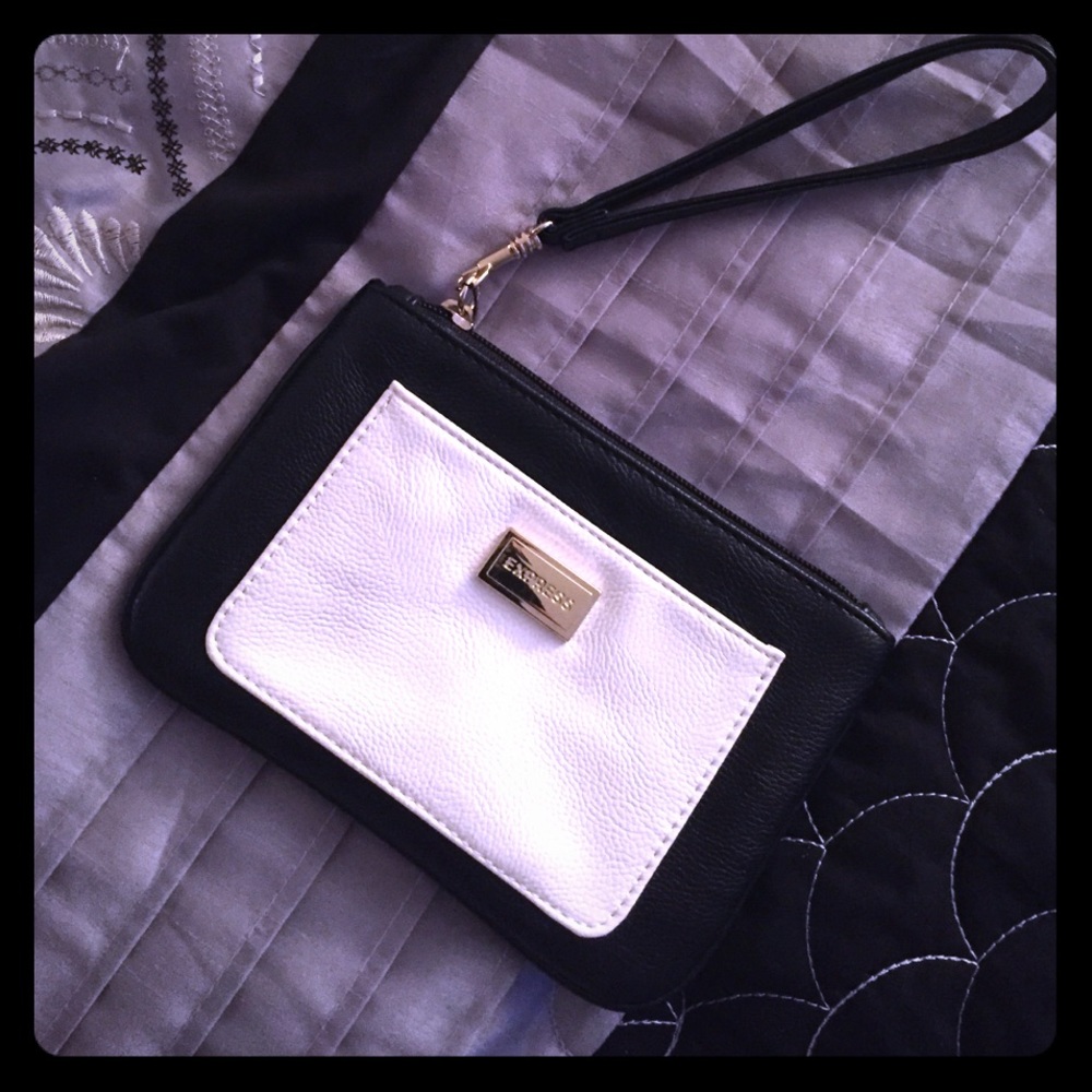 Black kans white express wristlet