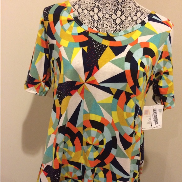 Lularoe top - Picture 1 of 1