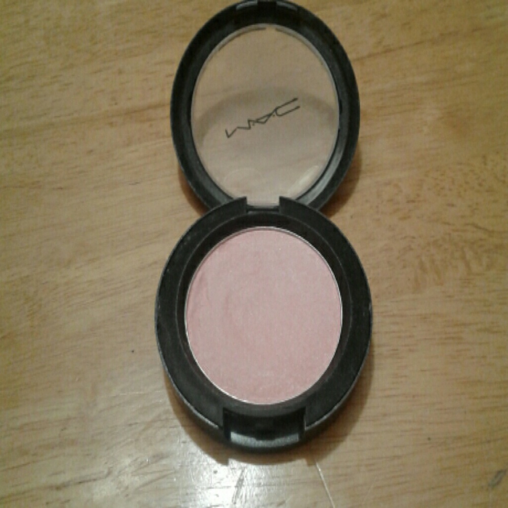 Mac blush
