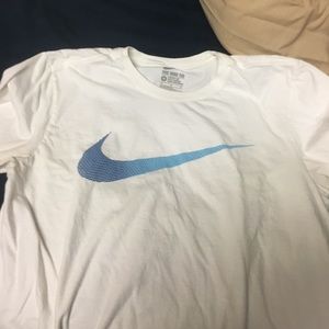 Men's Medium Nike T-Shirt