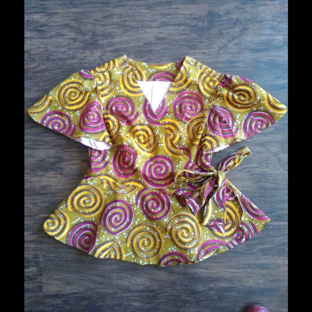 Really Cool Vintage Patterned Blouse! - image 1