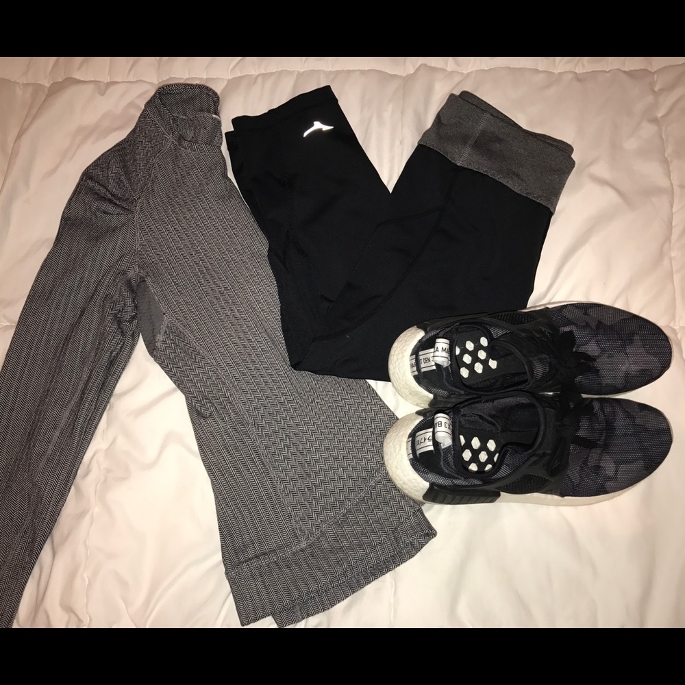Lululemon tight fit long-sleeve workout top