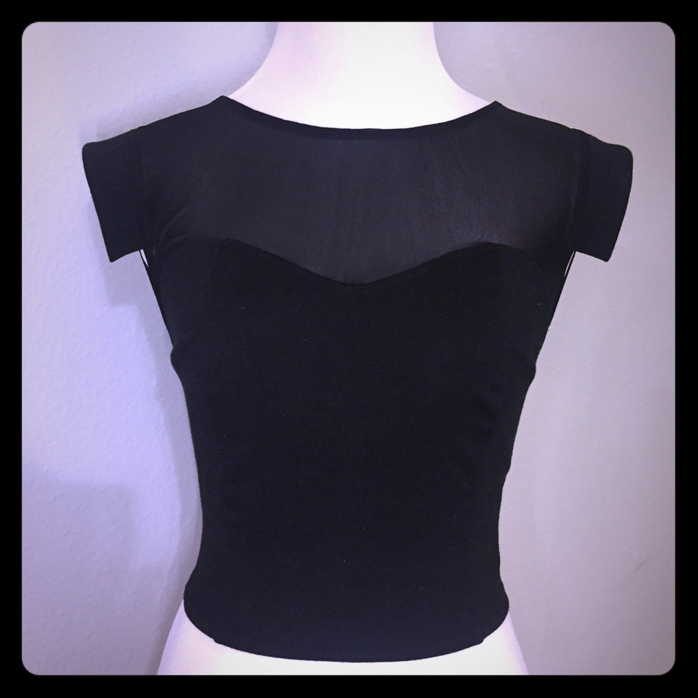 Black crop top